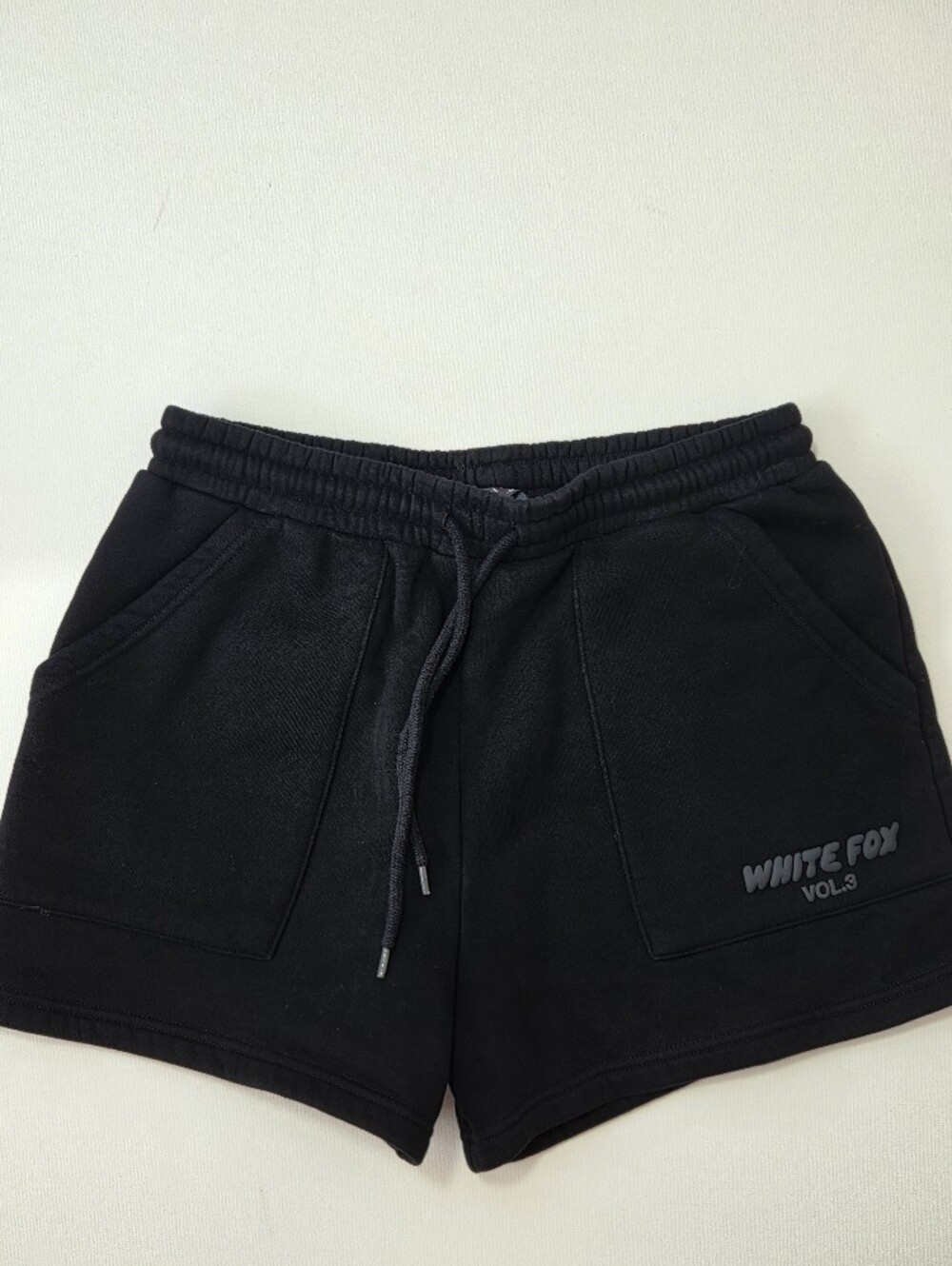 White Fox Boutique Vol 3 Black Fleece Sweat Shorts M Streetwear